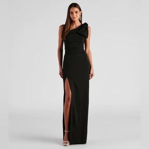 Windsor Star Formal One Shoulder Mermaid Dress